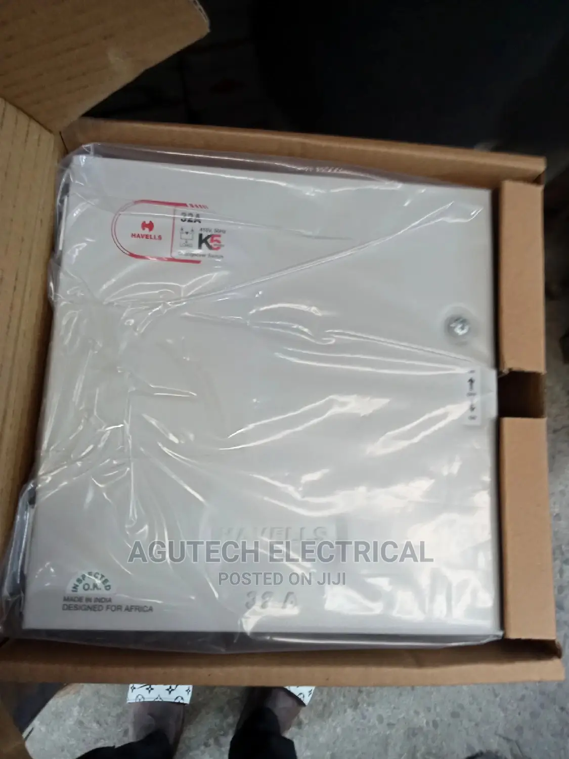 Havell Changeover Switch