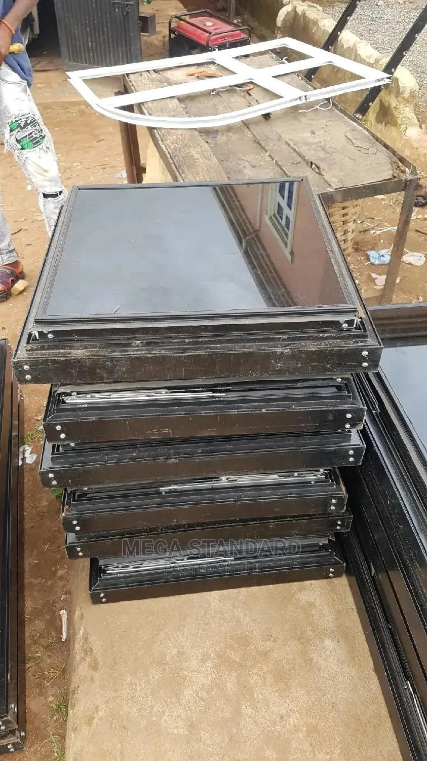 FRAMELESS WINDOWS (3ft by 4ft)