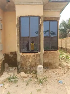 FRAMELESS WINDOWS (3ft by 4ft)