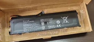 Razer Blade15 Base Rz09-03006e92 RTX2060 Early2019 Battery