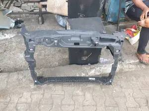 Radiator Support Ford Taurus 2012