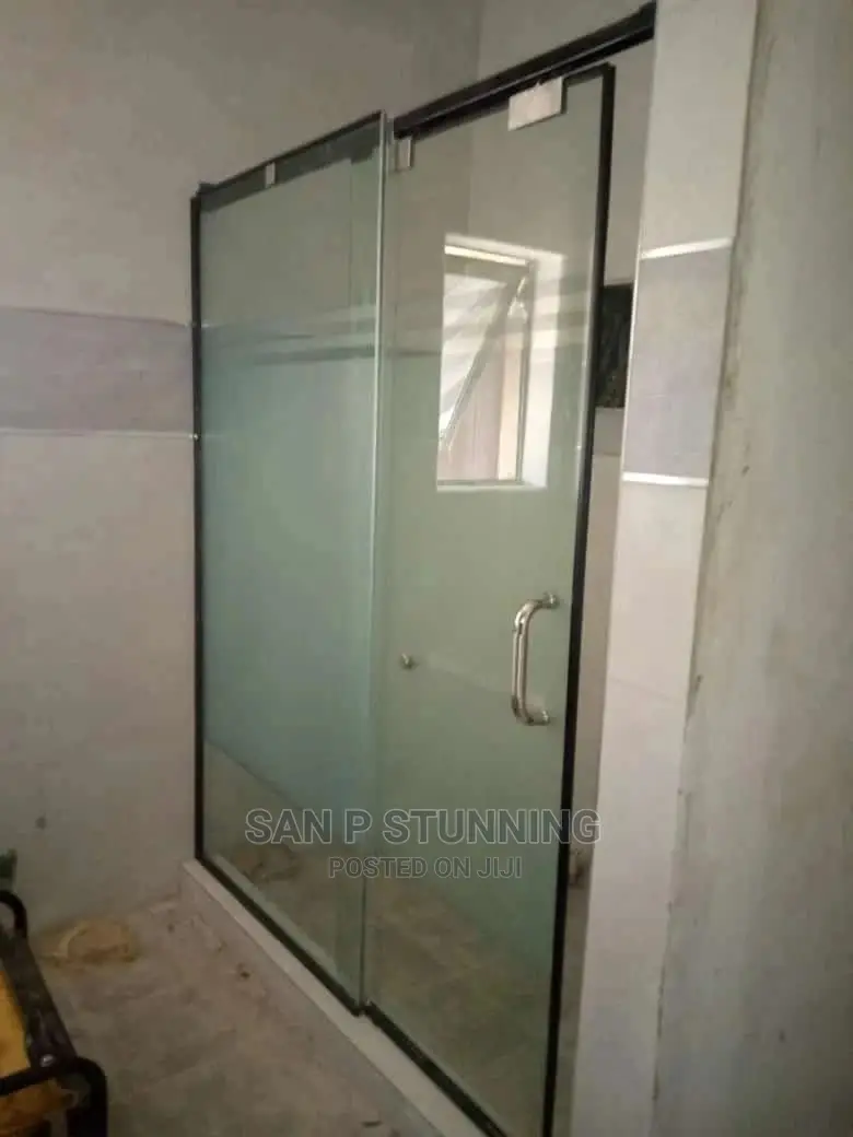 Shower Cubicle With Black Frame