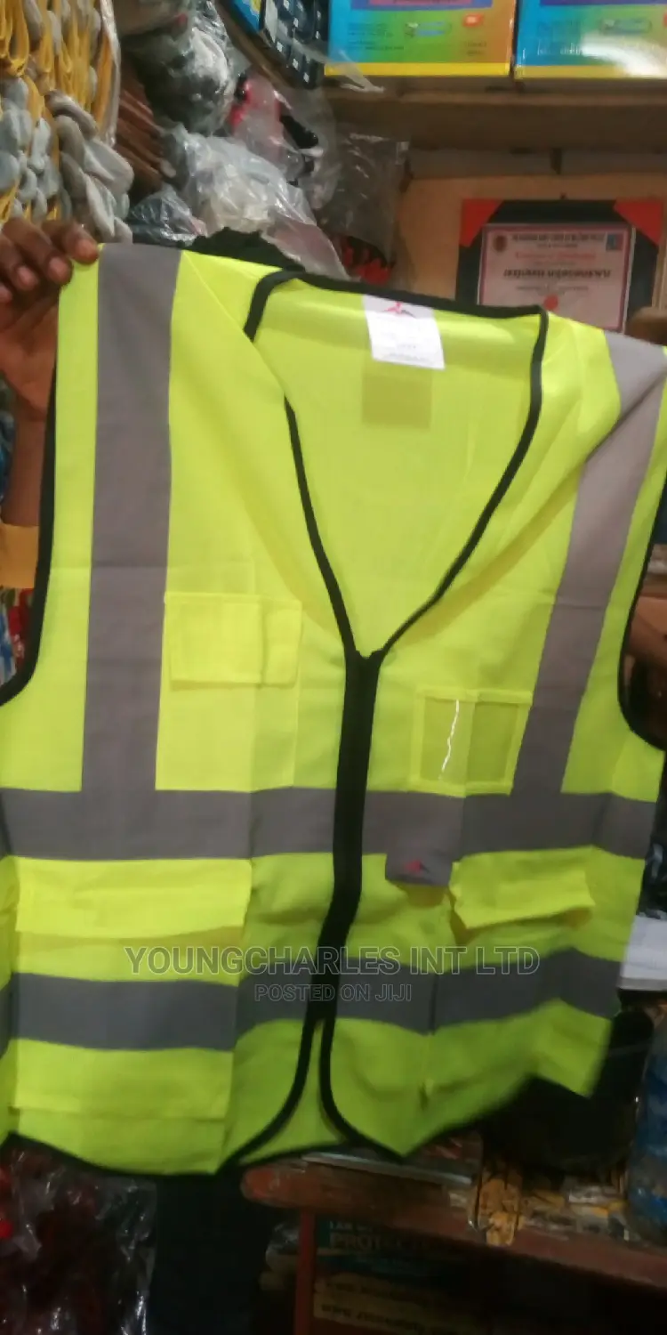 Original Reflective Jacket With Double Pocket.