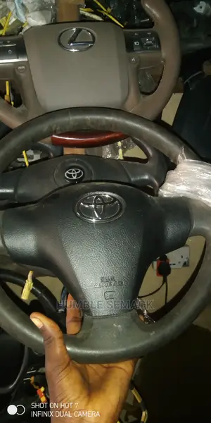 Yaris Steeting 2010 Model