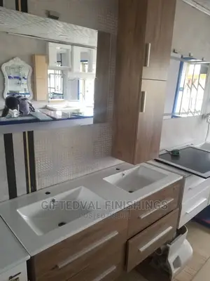 Quality Double Wash Hand Basin Toilet Cabinet