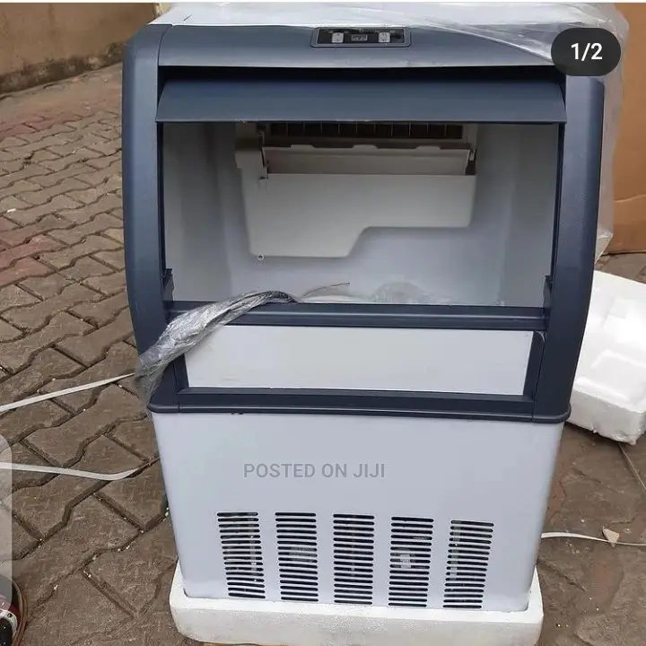 Ice Cube Machine Maker 32 Cubes