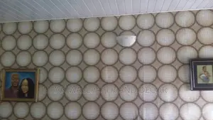 Wallpaper a Roll of 16.5squaremeter Over 200designs
