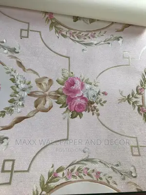 Wallpaper a Roll of 16.5squaremeter Over 200designs