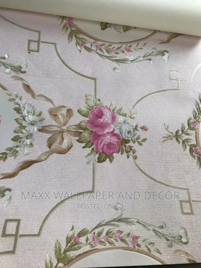 Wallpaper a Roll of 16.5squaremeter Over 200designs