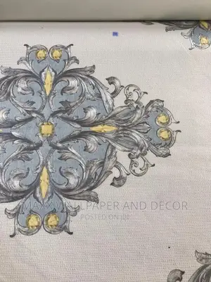 Wallpaper a Roll of 16.5squaremeter Over 200designs