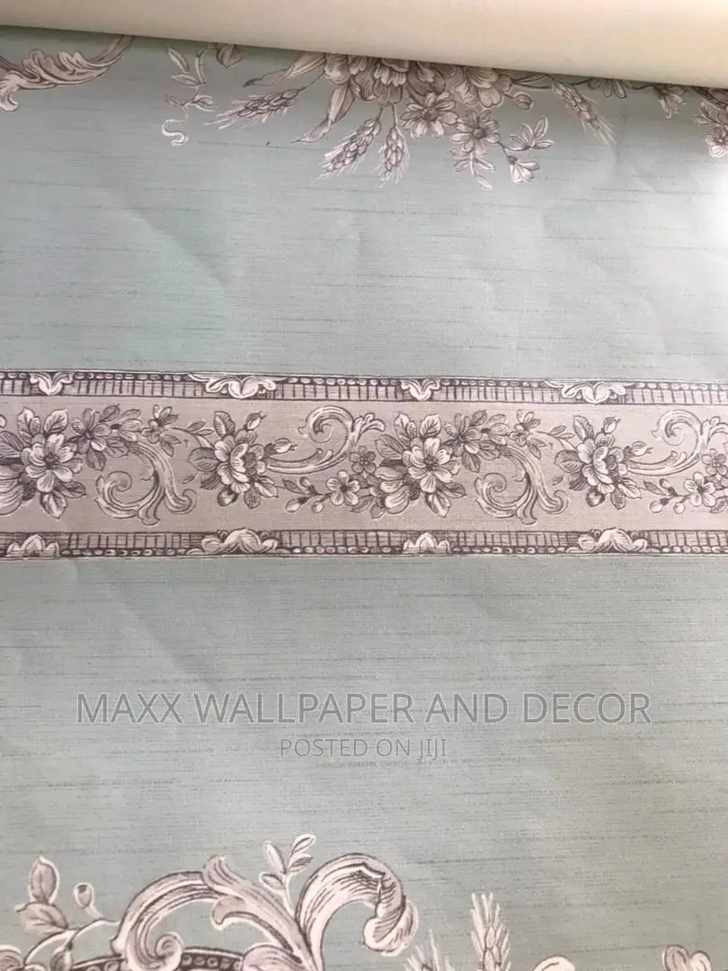 Wallpaper a Roll of 16.5squaremeter Over 200designs