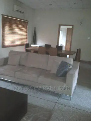 2bdrm Apartment in Awolowo Road South for rent