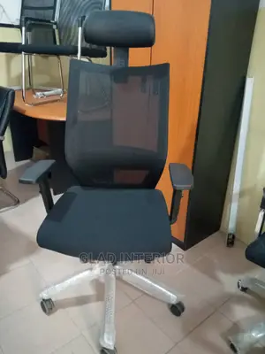 Net Back Headrest Chair