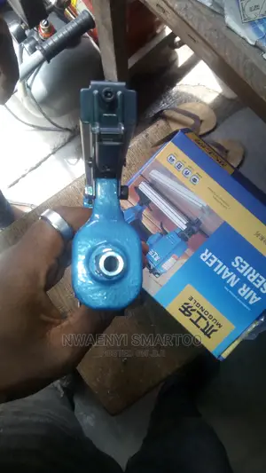Air Nail Gun