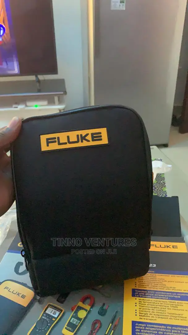 Fluke 117 Multimeter/323 Clamp Combo Pack