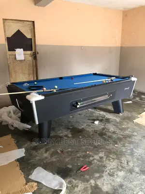 British Design Coin Operated Table