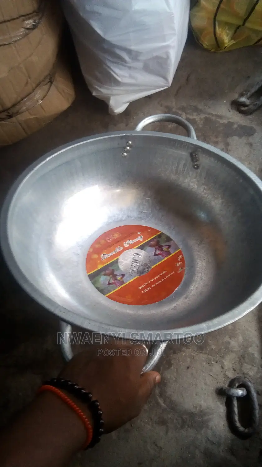 Head Pan To Carry Load
