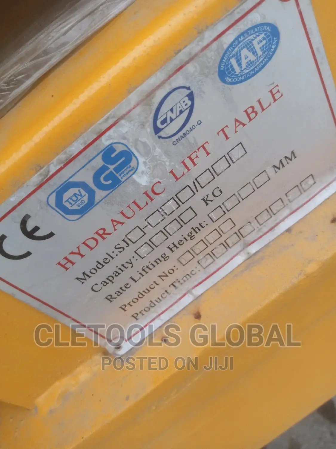 Hydraulic Table Left 0.5X 14M 2019