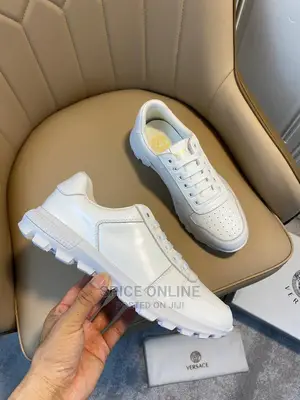 Original Versace Sneakers 👟 @Whole Sale Price