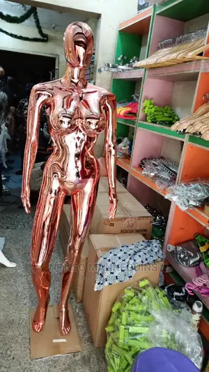 Big Breast Rose Gold Chrome Female Display Mannequins