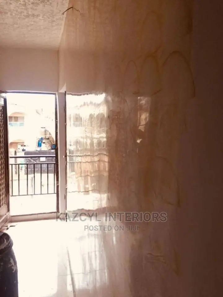 Stucco Marble Effect Painting