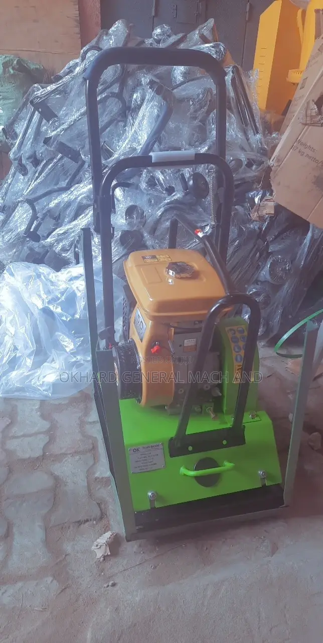 C-90 Plate Compactor