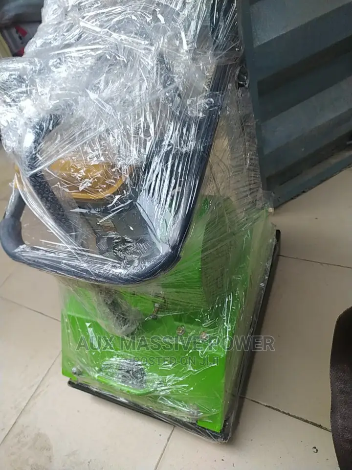 C90 Plate Compactor Machine