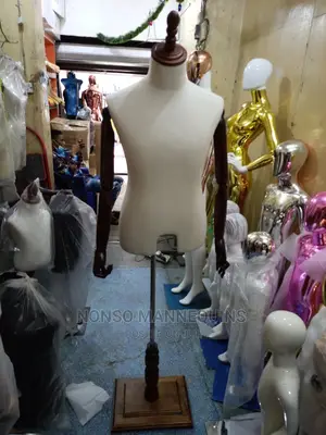 Male Dressform With Hands