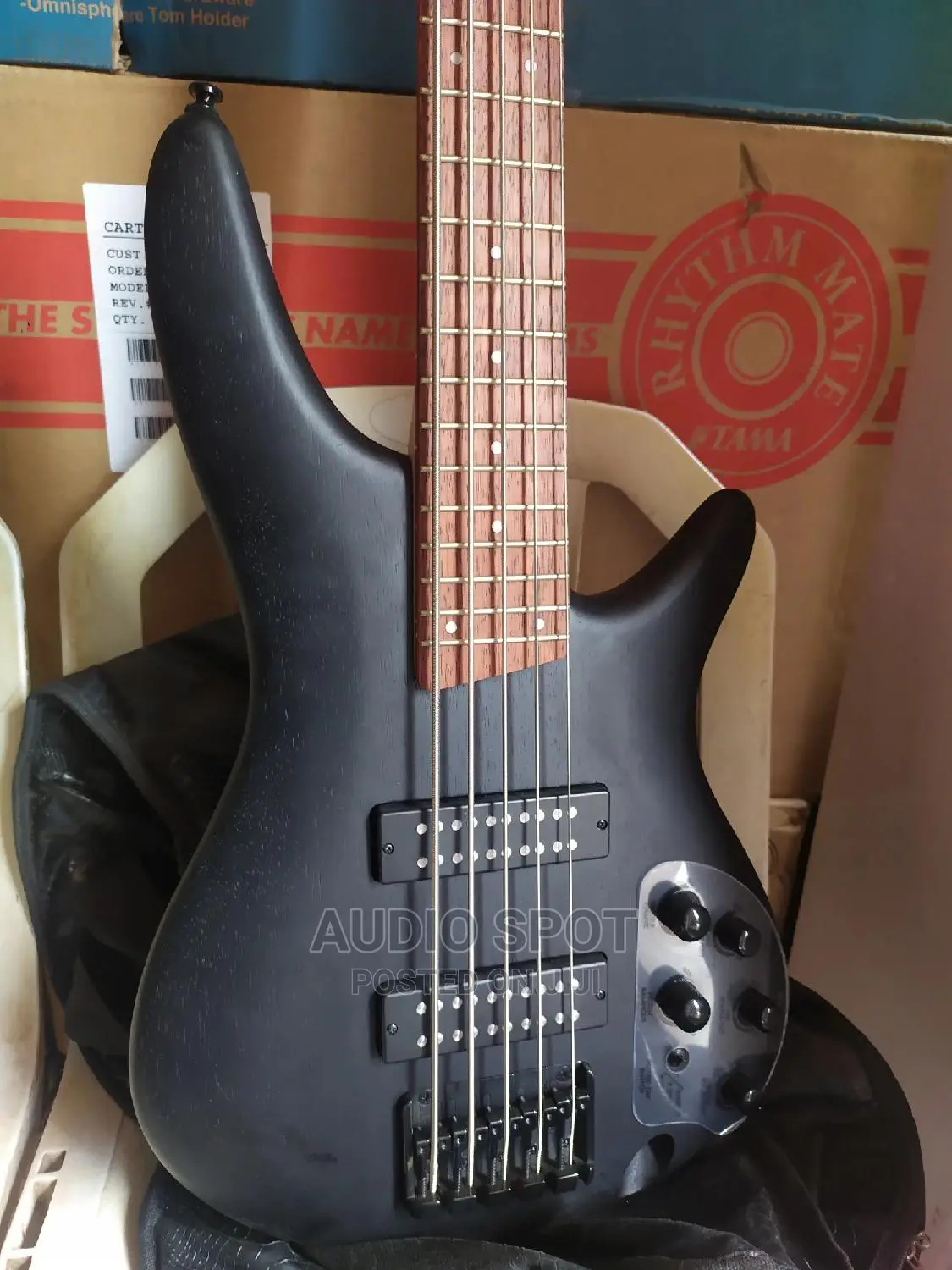 IBANEZ Active 5 Strings Bass Guitar Model Sr305