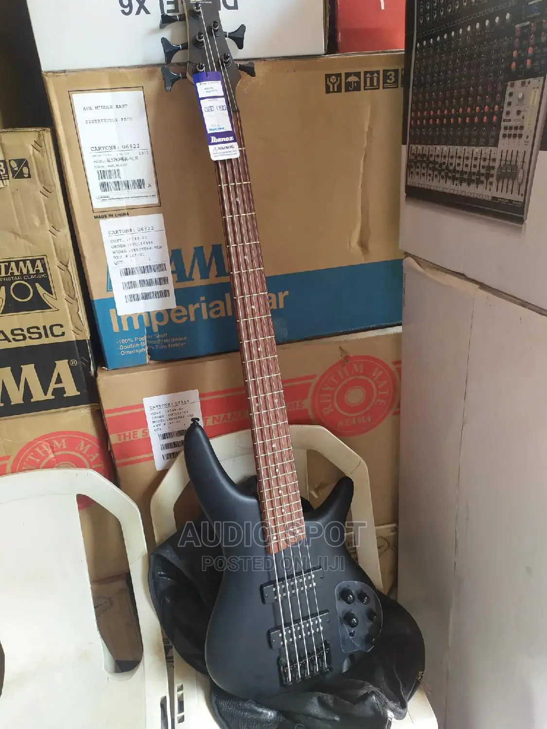 IBANEZ Active 5 Strings Bass Guitar Model Sr305