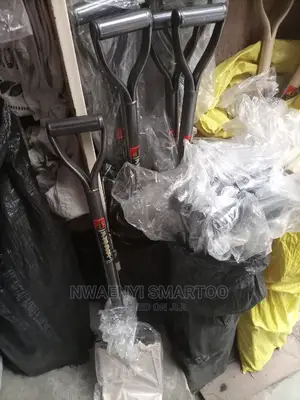 Heavy Duty Shovel