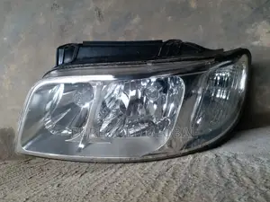 Headlamp for Hyundai Matrix 2007 Model