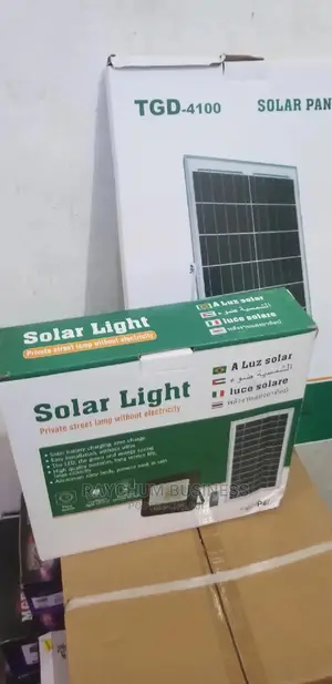 Sheriff Solar Flood Light 200w With Remote Control