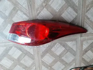 Hyundai Elantra 2013 Rear Light