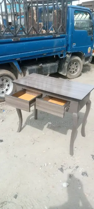 Display Table/ Workway Table