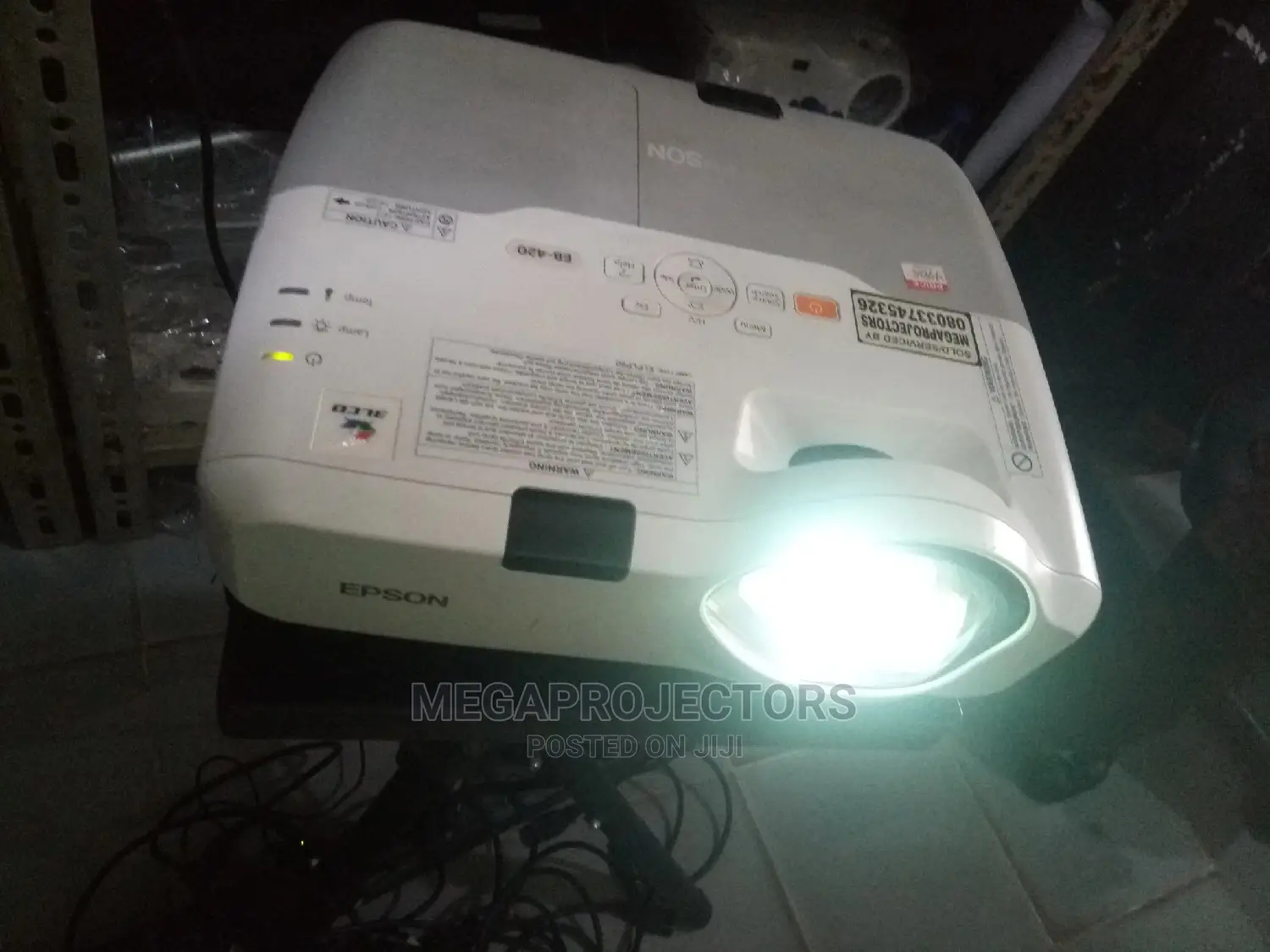 Wireless Epson Short Throw Projector EB-420