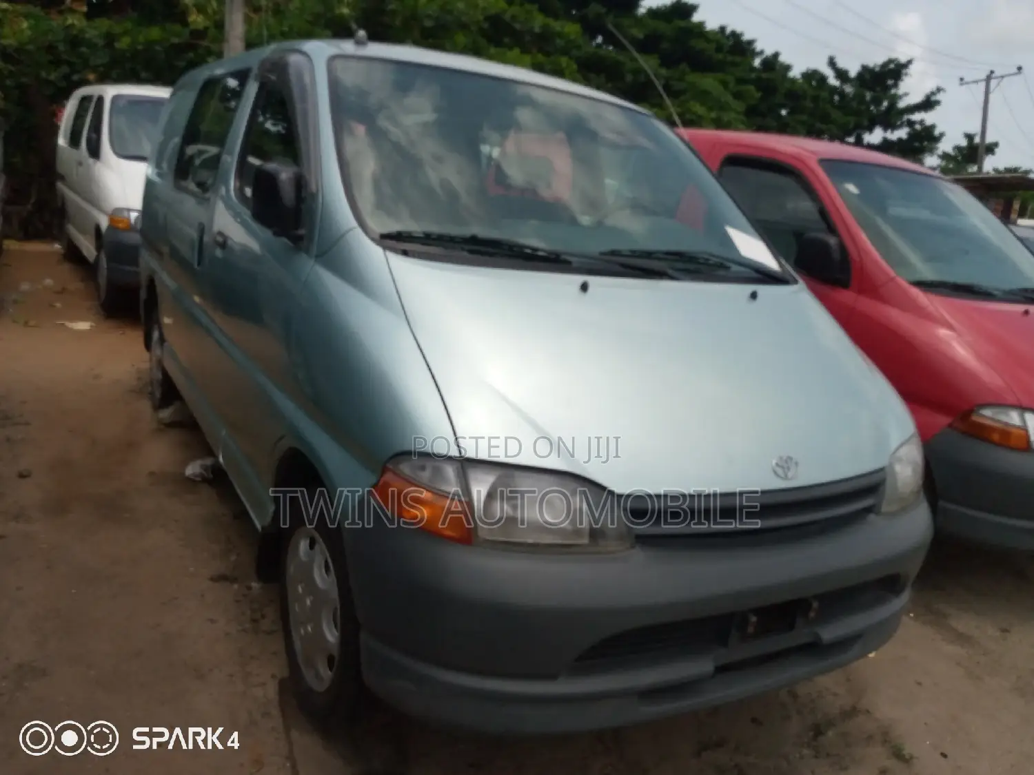 Toyota HiAce 2006