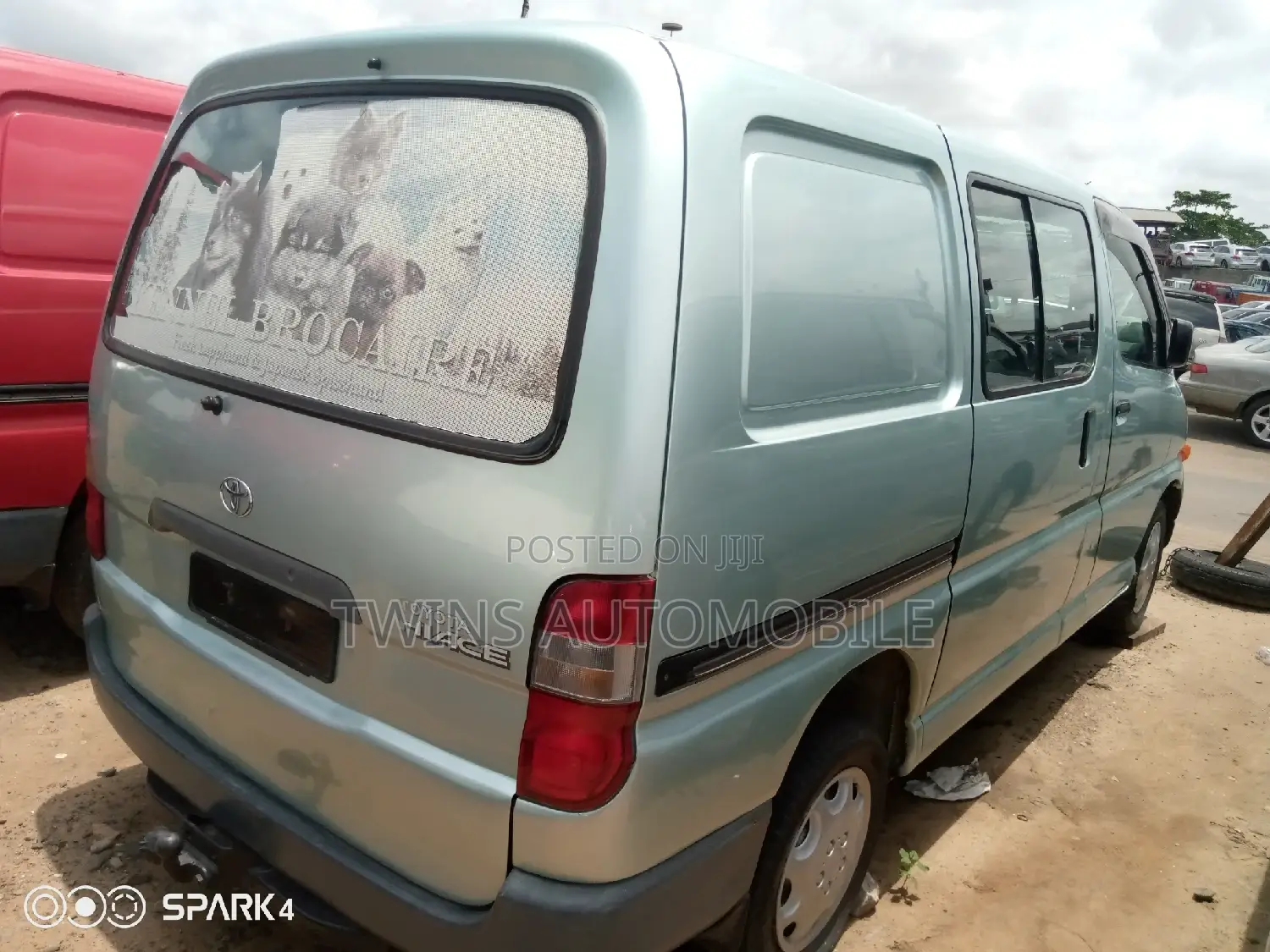 Toyota HiAce 2006