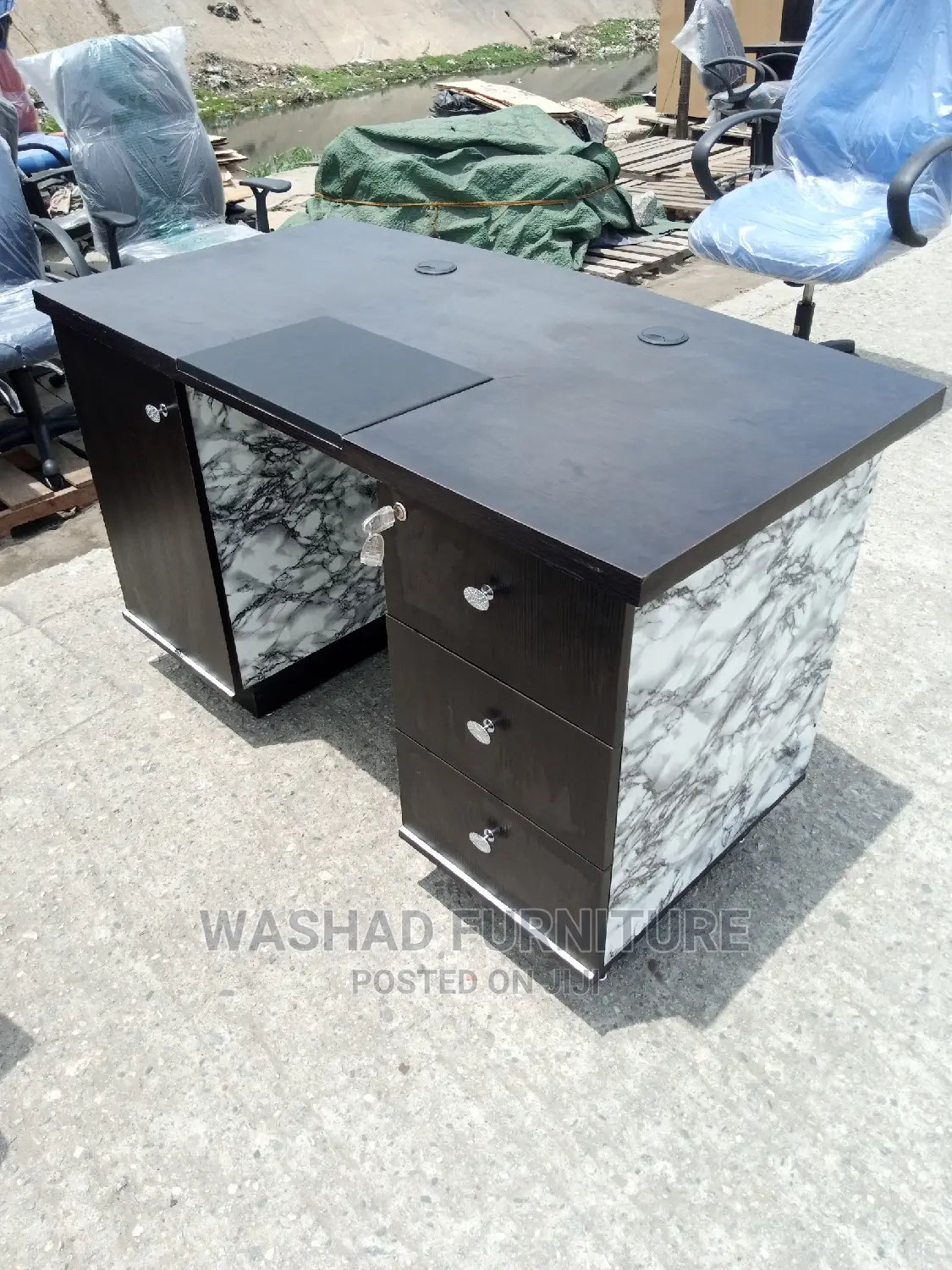 Executive Office Table With Cabinet