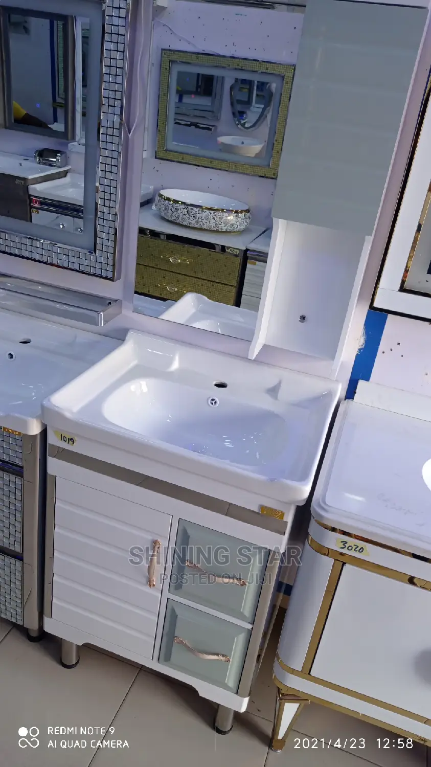 Executive Cabinet Basin With Marble Top