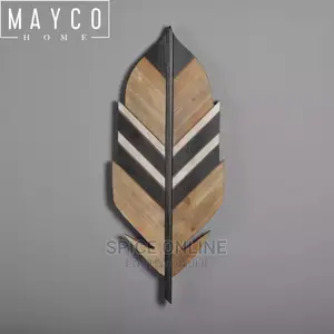 Leaf Design Antique Wooden Wall Decoration