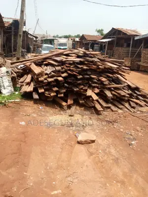 Roofing Woods Planks, Quality Woods Durable and Sustainable