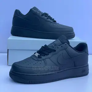 Nike Air Force 1 “All Black”