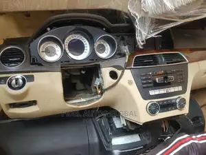 Dashboard for Mercedes C300 2013