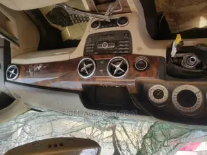 Glk350 2013 Dashboard