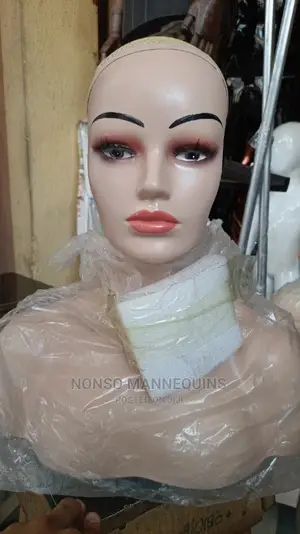 Mannequin Heads With Shoulder