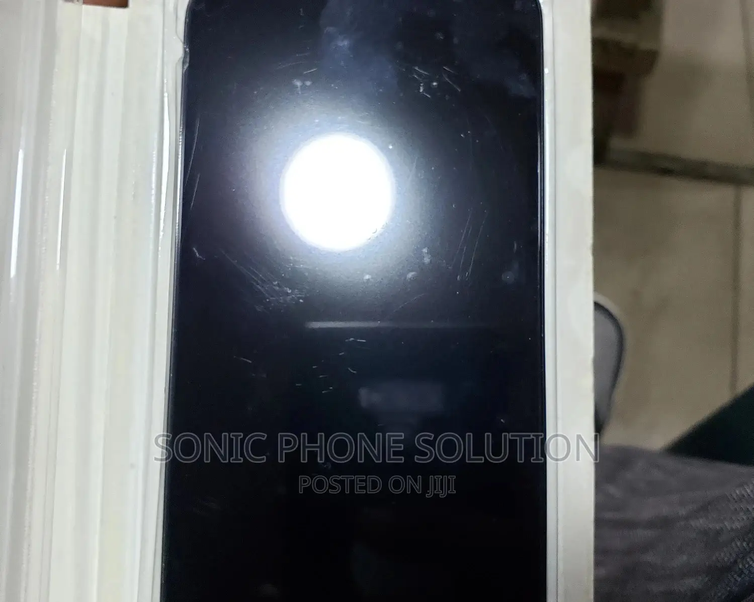 iPhone Xs Screen