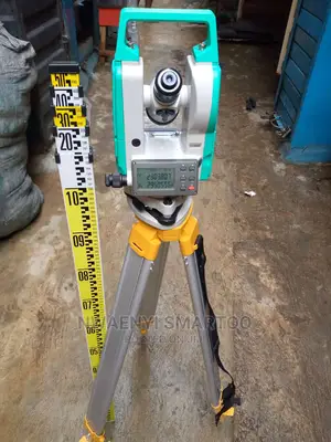 Complete Set Of Theodolite Level Instrument