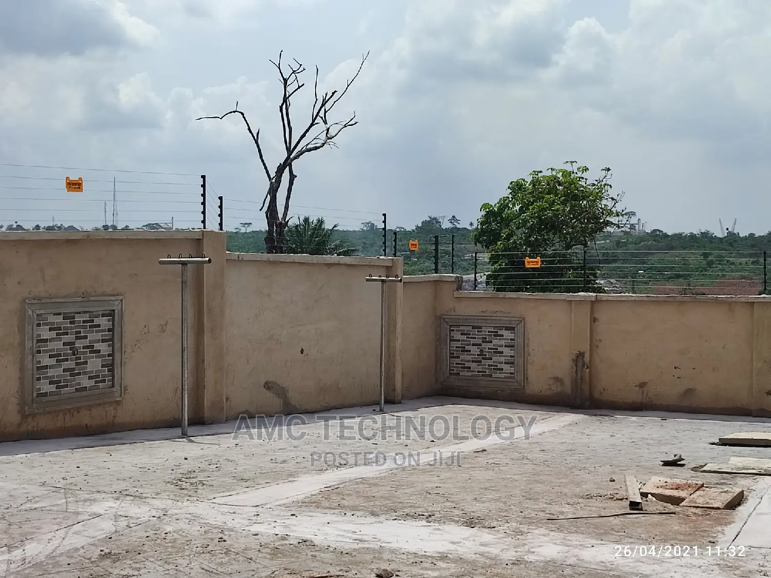 Solar Powered Nemtek Electric Security Fence