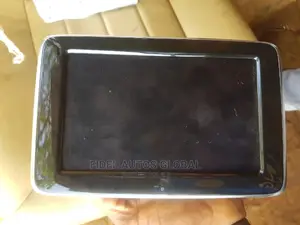 Display Unit - Mercedes-Benz (246-)